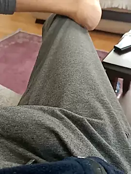 Snapshot of OGUZOZAN chatting on October 12, 7:24 am OGUZOZAN online show from October 12, 7:24 am