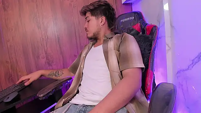 juanmechanic  online show from March 11, 2:57 pm