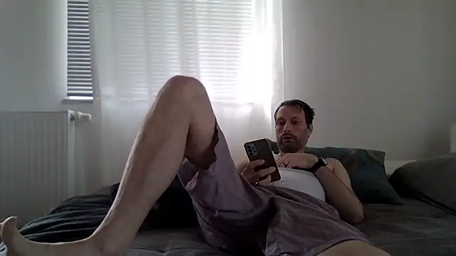 XLBarehengst online show from April 18, 3:46 pm