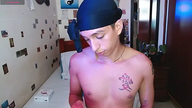 DannyPhantom555 online show from February 20, 7:26 pm