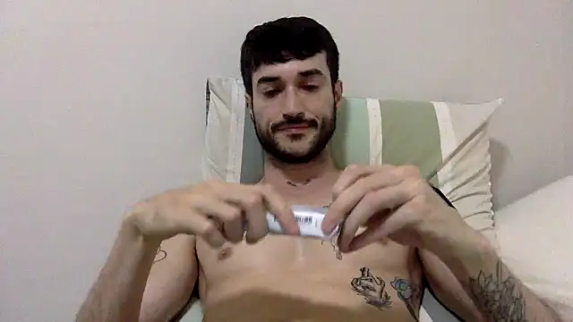 Fubinha online show from September 18, 1:18 am