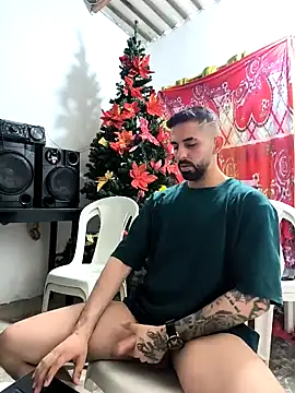 giannis090 online show from December 20, 9:33 pm