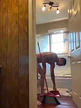 SlimSexxxy69 online show from October 7, 10:47 pm