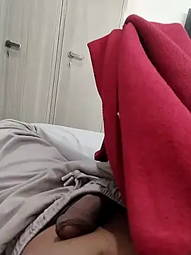 themasklover online show from March 27, 7:37 pm