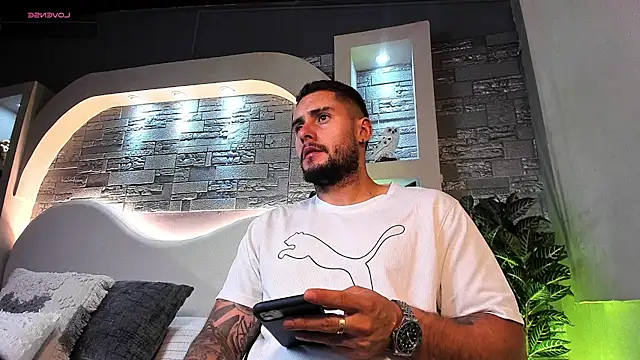 dominic de luca online show from November 11, 10:59 pm