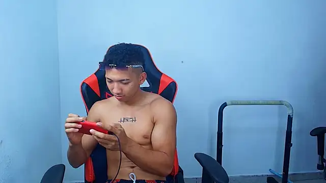 JuanchiT66 online show from September 24, 6:02 am