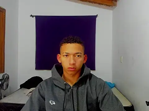 JuanchiT66 online show from October 2, 5:55 am