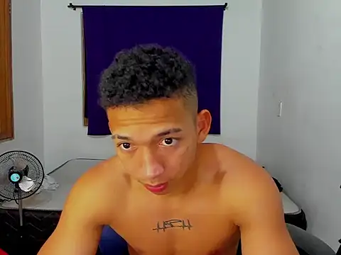 JuanchiT66 online show from October 18, 6:51 am