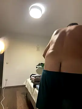 imooLoov online show from November 13, 8:13 pm