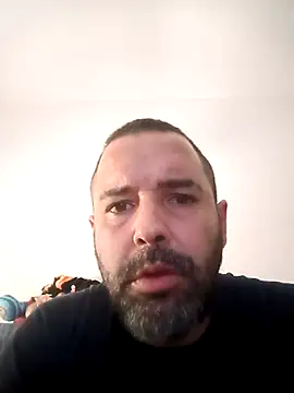 Snapshot of Feistysausage chatting on September 15, 1:56 pm Feistysausage online show from September 15, 1:56 pm