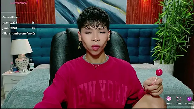 dilan 911 online show from February 8, 6:45 pm