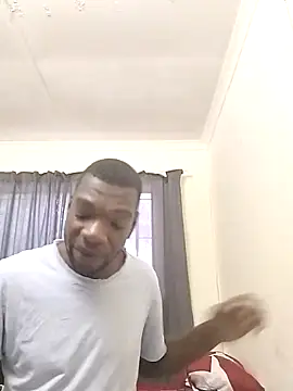 Snapshot of TmanZim2025 chatting on October 2, 3:49 pm TmanZim2025 online show from October 2, 3:49 pm