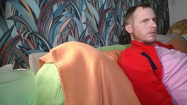 Snapshot of gaydavid chatting on September 22, 12:11 am gaydavid online show from September 22, 12:11 am