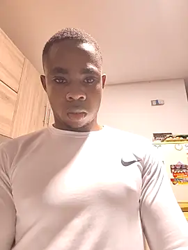 liambolt online show from October 8, 12:04 am