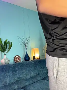 Leo Savage  online show from March 13, 3:03 am