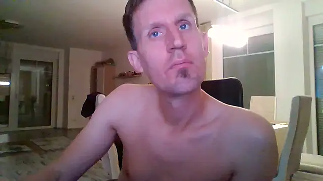 Snapshot of Trockenbau chatting on October 2, 4:22 pm Trockenbau online show from October 2, 4:22 pm