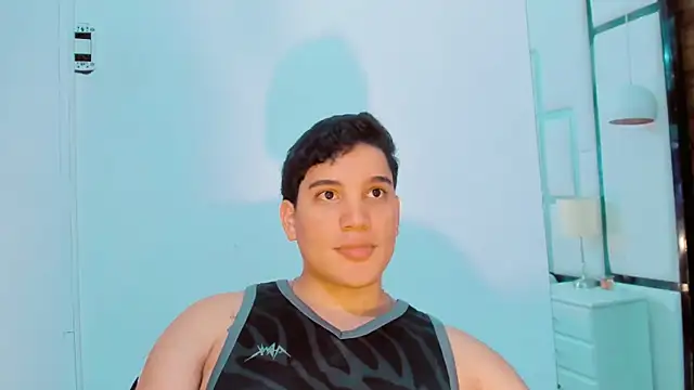 RaymondMorris online show from October 19, 8:06 am