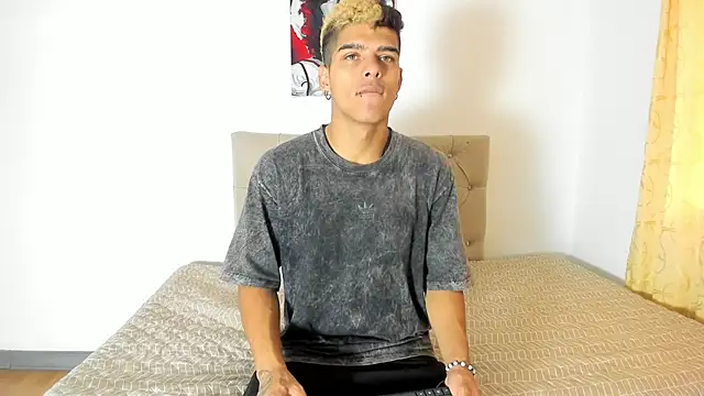 wyatt 3 online show from September 24, 11:52 am