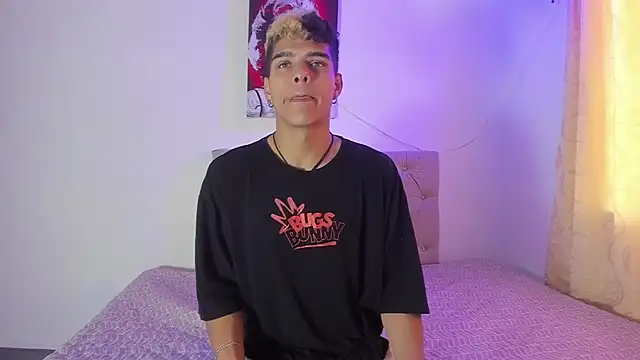 wyatt 3 online show from October 2, 12:09 pm