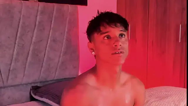 ZYZZ1312 online show from September 30, 6:33 pm