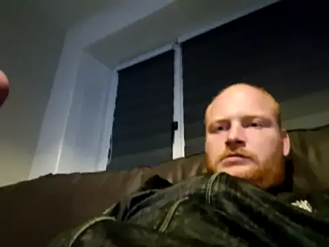 svenni2525 online show from October 17, 12:14 am