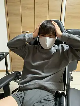 jiji9253 online show from April 3, 1:52 pm