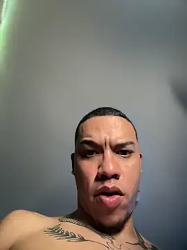 AlphaMasterXxx online show from October 10, 7:35 am