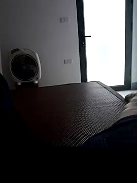 quoc85 online show from October 3, 1:27 pm