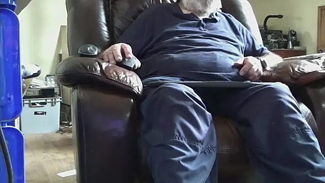 janzer13 online show from September 30, 1:58 pm