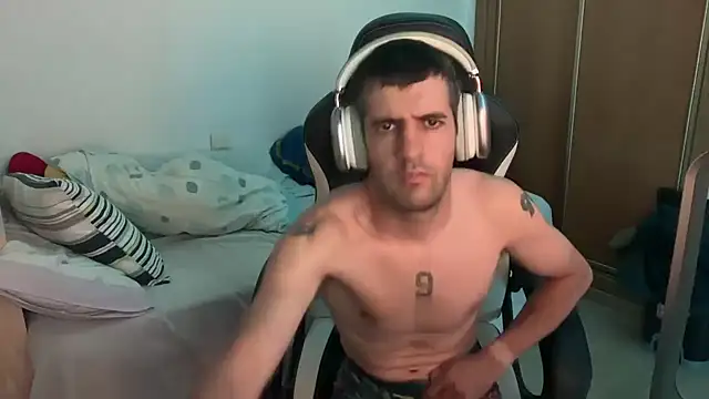 XxpartacXX19cm online show from September 19, 1:18 am