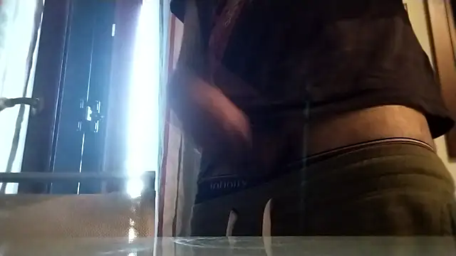 PearlingBunkbed online show from April 27, 5:04 am