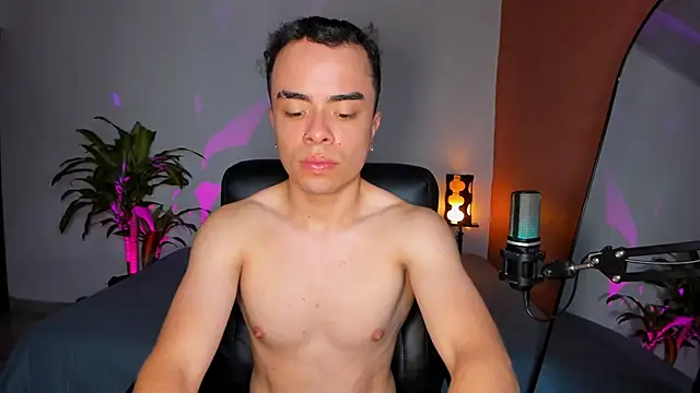 obzidyan online show from September 25, 1:04 am