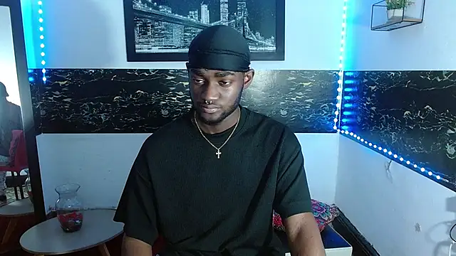 eebony stallion online show from October 7, 2:59 am