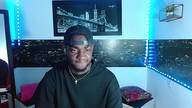 eebony stallion online show from October 3, 3:44 am