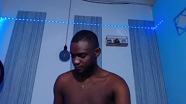 eebony stallion online show from October 16, 3:14 am