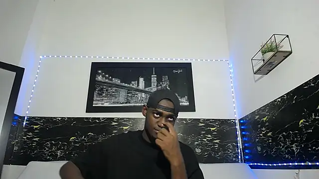 eebony stallion online show from September 15, 11:06 pm