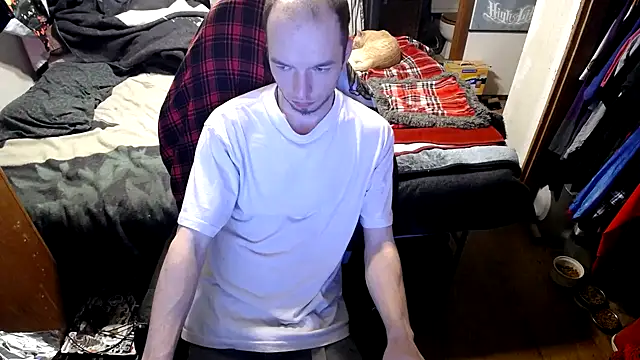 Snapshot of womenhateme69 chatting on October 8, 4:06 am womenhateme69 online show from October 8, 4:06 am