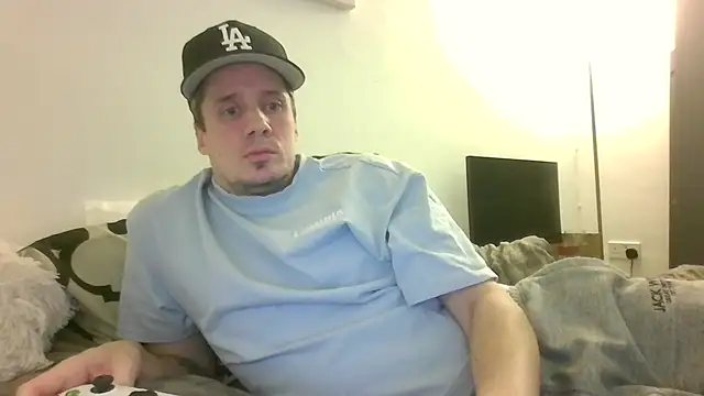 shyandchilling online show from March 13, 8:48 pm