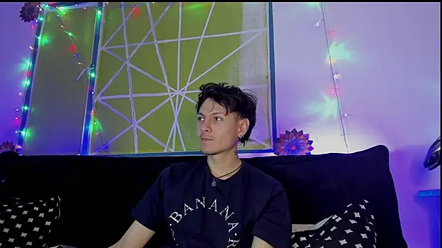 Dioniso guy8 online show from February 26, 8:32 pm