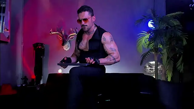 dennis cox1 online show from March 22, 11:26 am