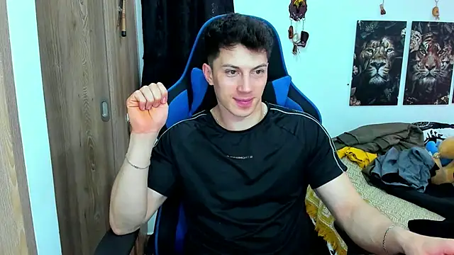 javiersexymann online show from January 3, 5:42 pm