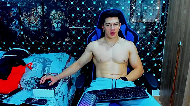 javiersexymann online show from December 20, 7:54 pm