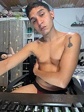 Angel latinboy online show from February 3, 1:47 am