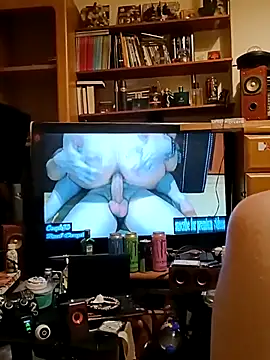 VicTimLove online show from November 7, 8:56 pm