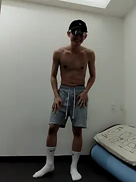 Snapshot of CYCYCYCYCY chatting on October 1, 3:49 pm CYCYCYCYCY online show from October 1, 3:49 pm