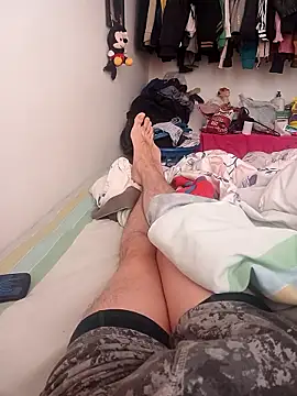 house rommm online show from January 12, 1:04 pm