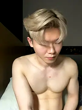 Snapshot of zachlee_69 chatting on October 24, 9:16 pm zachlee 69 online show from October 24, 9:16 pm