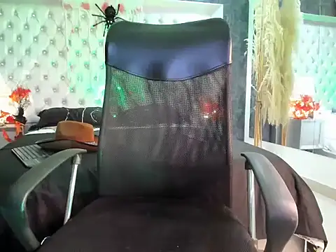 Snapshot of JhosuaCollins_ chatting on October 23, 2:53 pm JhosuaCollins online show from October 23, 2:53 pm