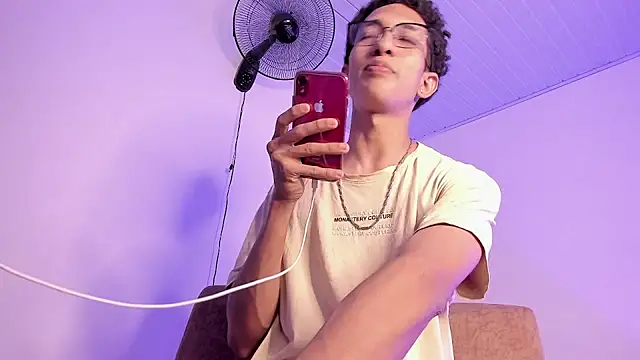 Cj davis  online show from January 7, 8:36 pm