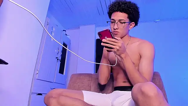 Cj davis  online show from April 19, 1:27 am